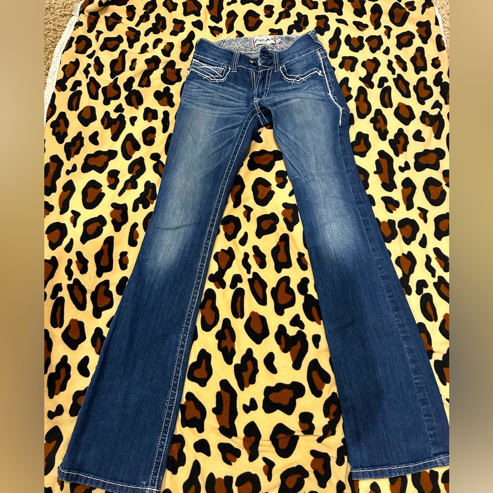 Ariat boot cut jeans size 26.  In good condition.